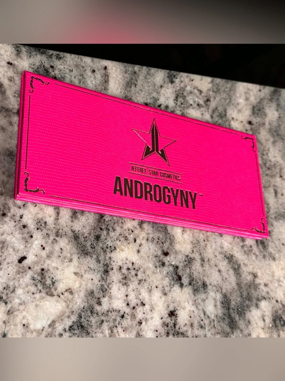 Jeffree Star Androgyny Eyeshadow Palette - Hot Pink Packaging